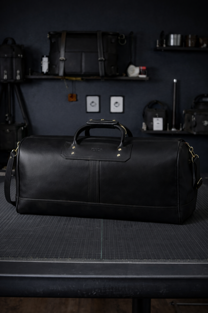Regent Leather Weekender In Black