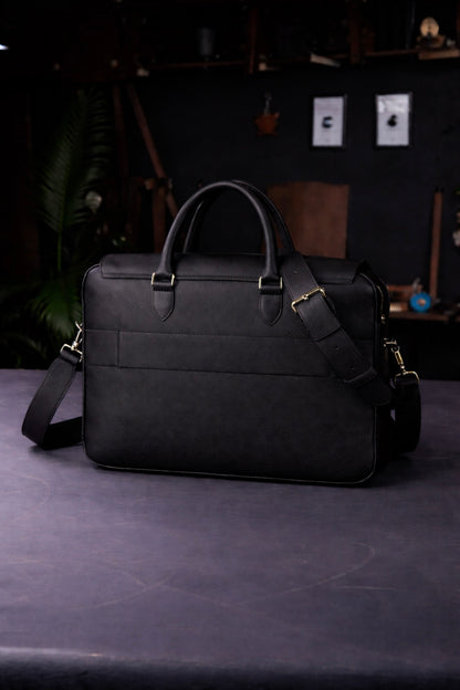 The Sovereign Leather Briefcase In Onyx Black